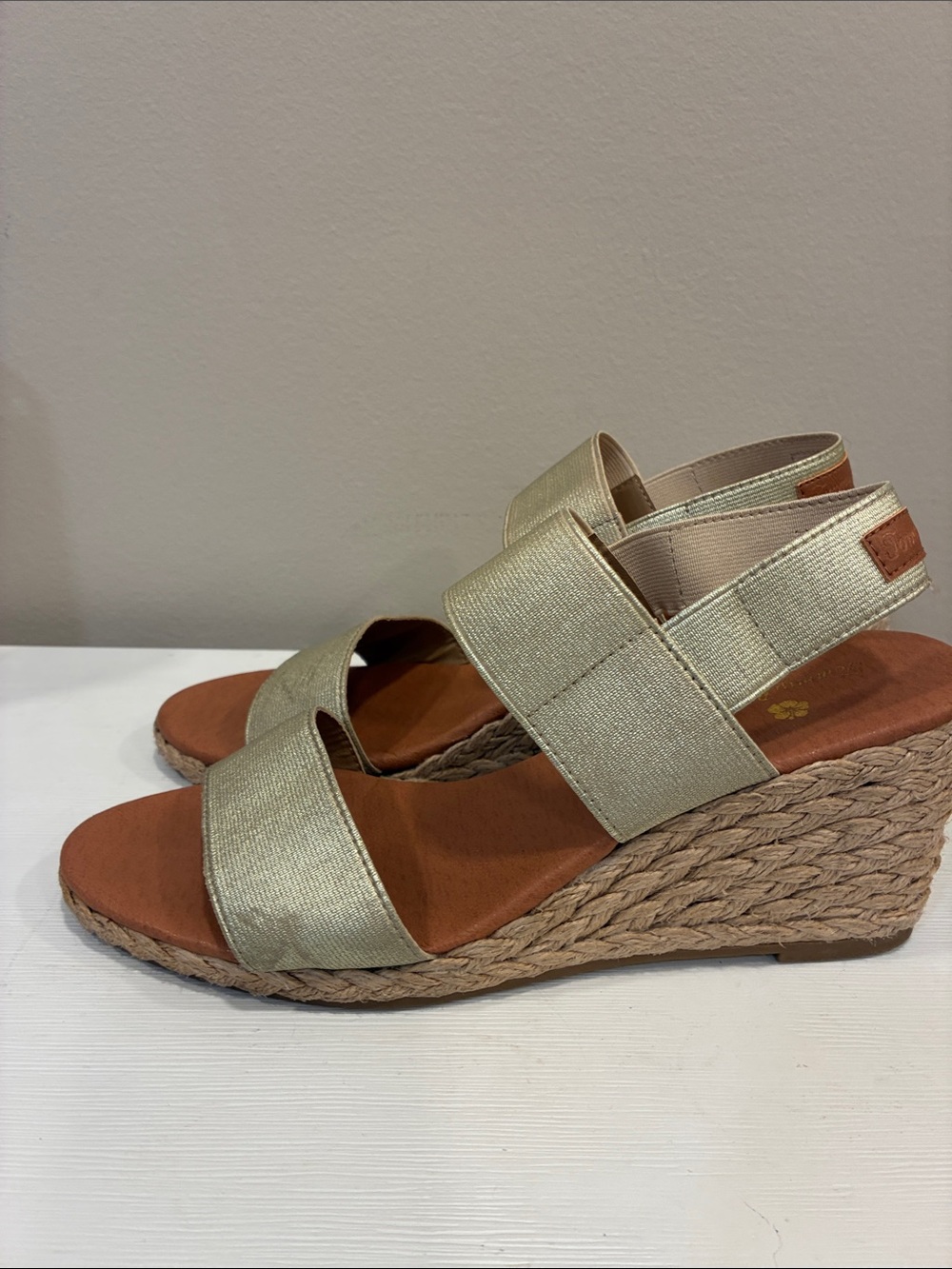 Tommy Bahama Gold Espadrille Wedge Sandals - Women's Summer Slip-On